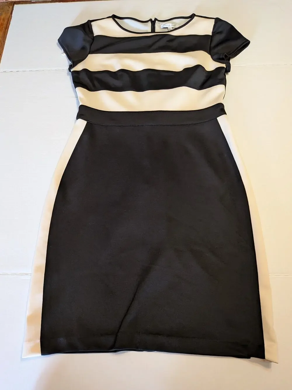 Vintage Sandra Darren BLK & Cream dress